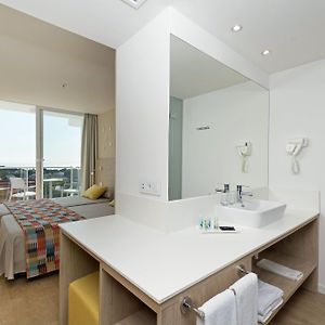 Habitación con Cama King